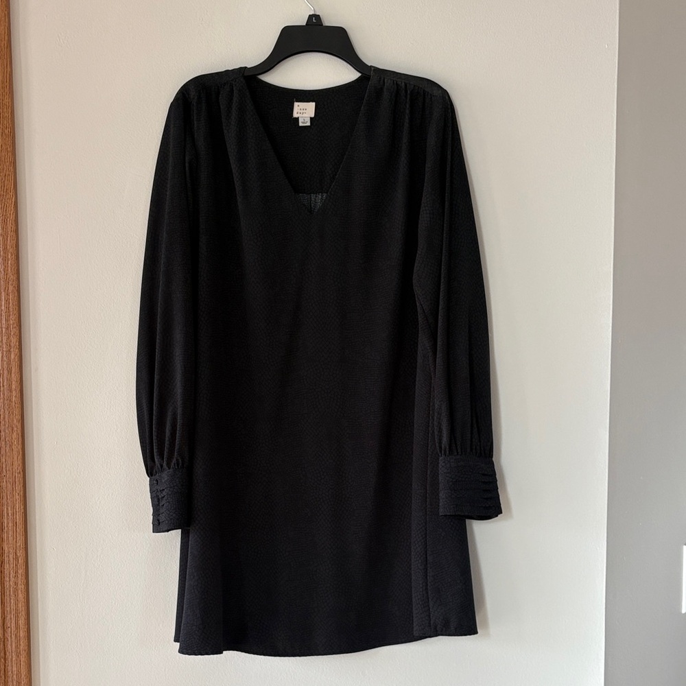 a new day black and green  Long Sleeve Dress